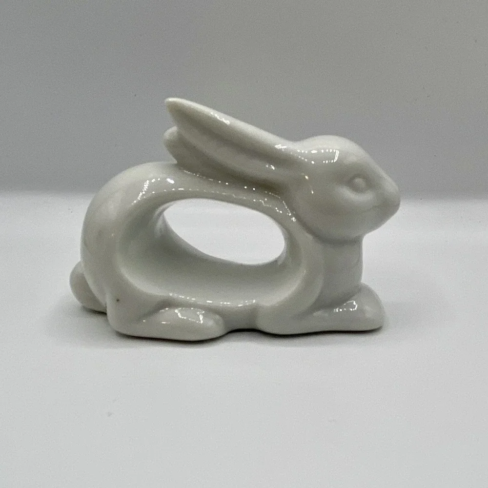 Vintage Japanese White Ceramic Napkin Rings Holders Set Of 4 Cow Pig Duck Rabbit
